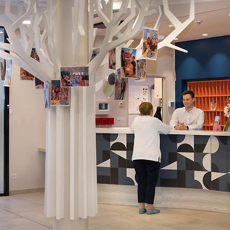 Domitys - Galilee Aparthotel Cergy Bagian luar foto