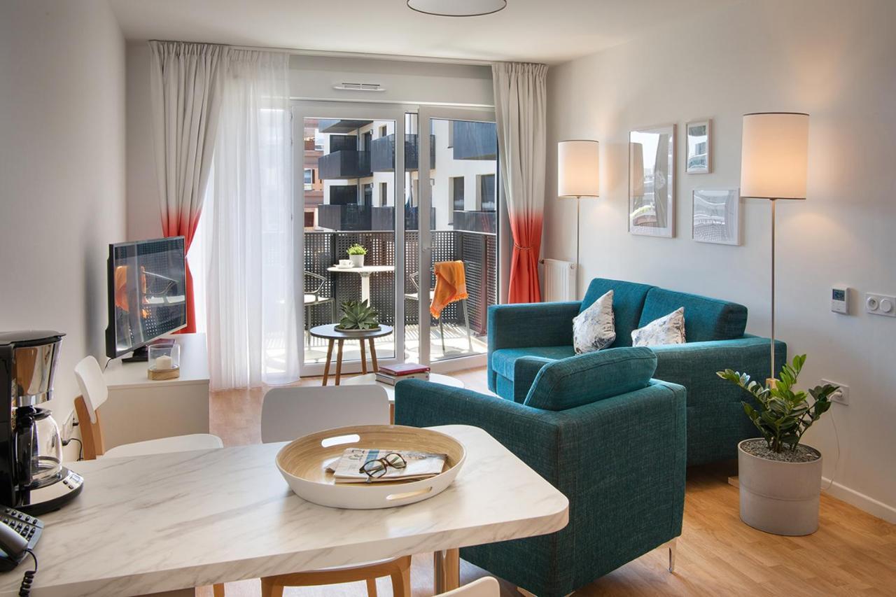 Domitys - Galilee Aparthotel Cergy Bagian luar foto